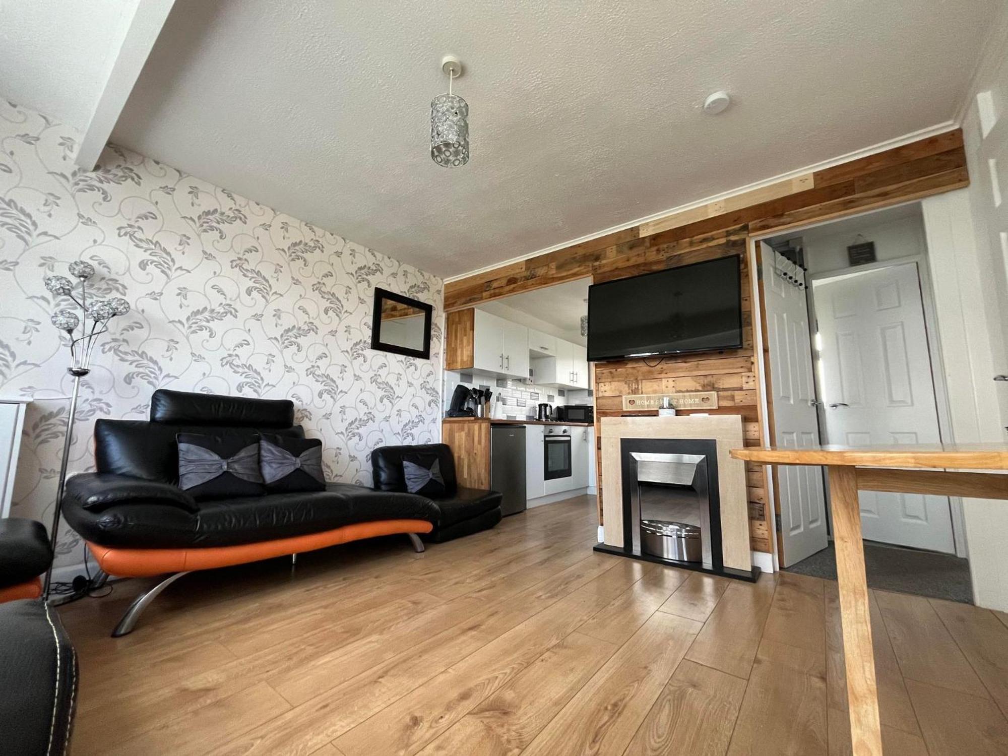 Signature, Scratby - Two Bed Chalet, Sleeps 7, Free Wi-Fi, Bed Linen And Towels Included, Pets Welcome And Onsite Entertainment Available المظهر الخارجي الصورة